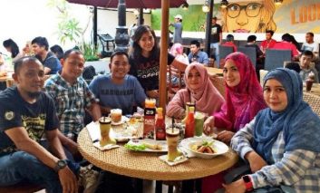 2 Januari 2016, EO Klimaks Garap Reuni FTI-96 UMI